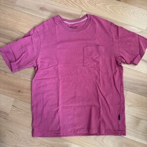 Patagonia men’s tshirt in pink (medium)